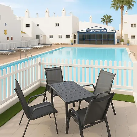 Centric Pool View